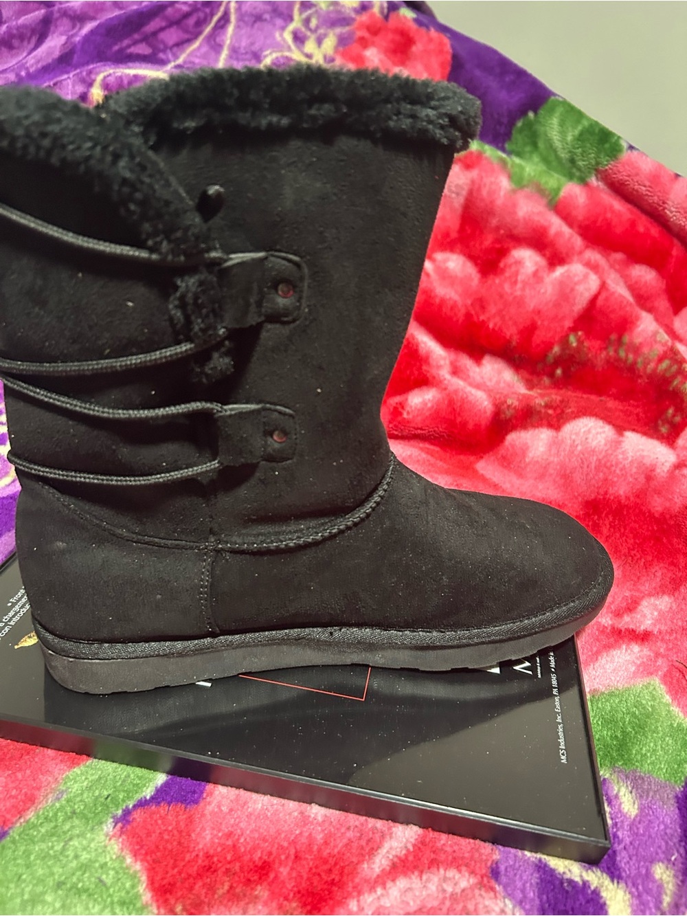 Boots Woman’s Arizona Steinway Size 10   Medium Black Warm Winter Time New